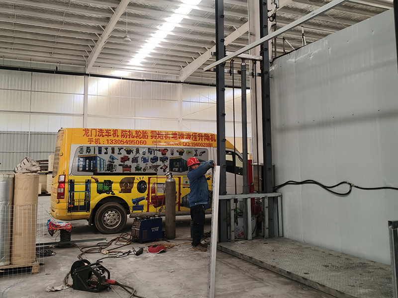 韩强智能液压货梯赋能物流园高效运转